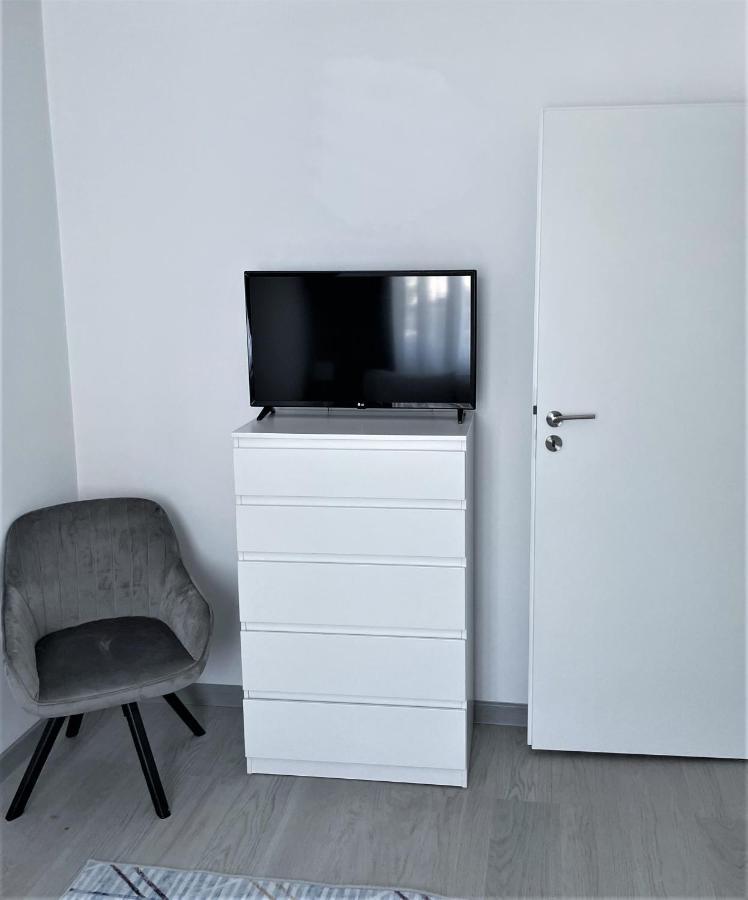 Inga Apartment Турда Екстериор снимка